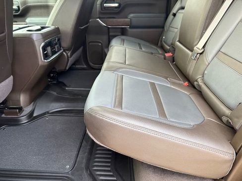 Used 2023 GMC Sierra 3500 Denali w/ Technology Package AWD/4WD image 15