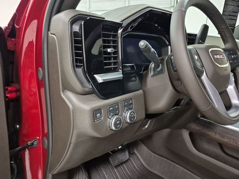 New 2026 GMC Sierra 2500 SLT image 18