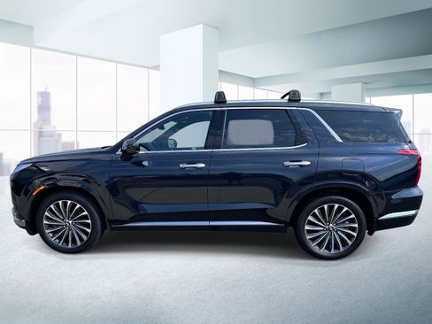 Used 2024 Hyundai Palisade Calligraphy AWD/4WD image 2