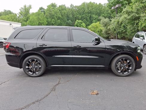 Certified 2022 Dodge Durango R/T w/ Blacktop Package AWD/4WD image 7
