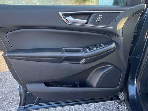 Used 2022 Ford Edge SEL w/ Convenience Package AWD/4WD image 22