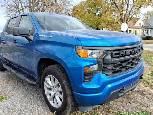 Used 2022 Chevrolet Silverado 1500 Custom AWD/4WD image 9