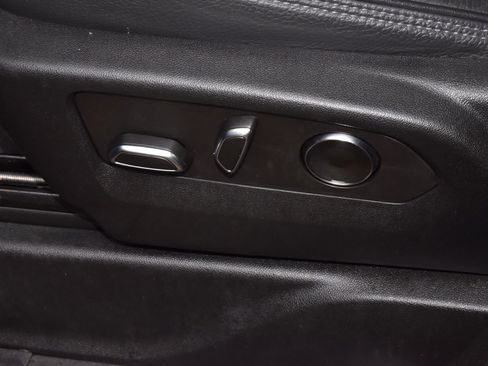 Used 2023 GMC Yukon Denali w/ LPO, Floor Liner Package image 38