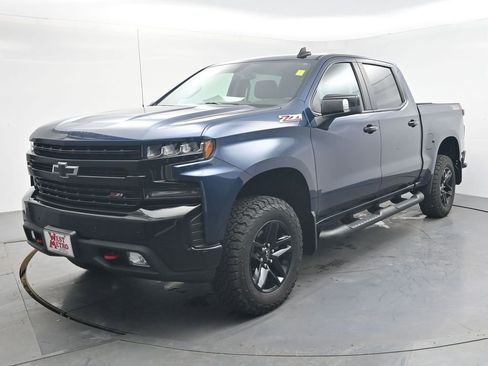 Used 2020 Chevrolet Silverado 1500 LT Trail Boss image 1
