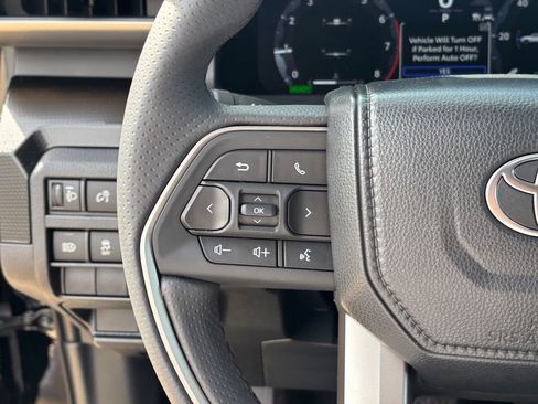 New 2026 Toyota 4Runner Limited AWD/4WD image 12