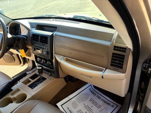 Used 2010 Jeep Liberty Sport w/ Popular Equipment Group image 17