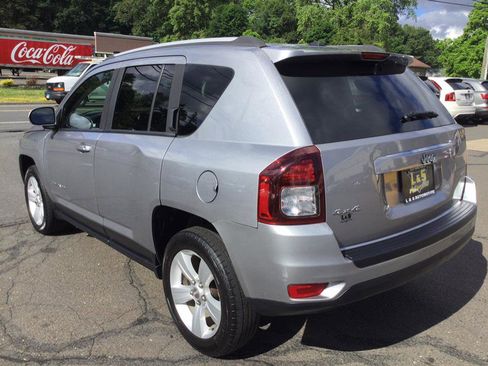 Used 2016 Jeep Compass Latitude image 7