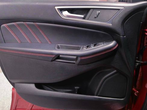 Used 2022 Ford Edge ST-Line AWD/4WD image 6