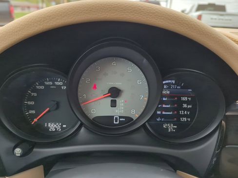 Used 2015 Porsche Macan S AWD/4WD image 25