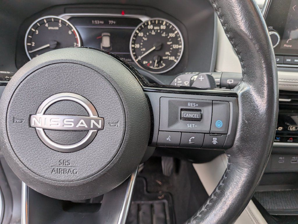 Used 2022 Nissan Rogue SL FWD image 15