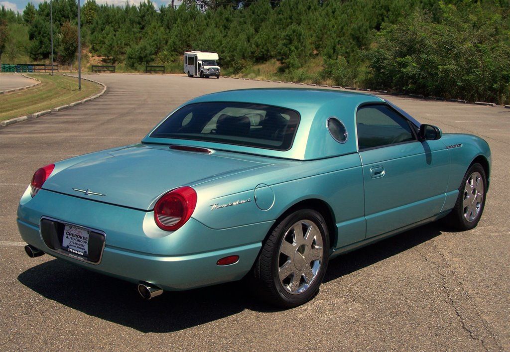 Used 2002 Ford Thunderbird RWD image 4