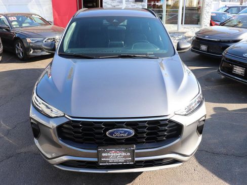 Used 2024 Ford Escape ST-Line AWD/4WD image 9