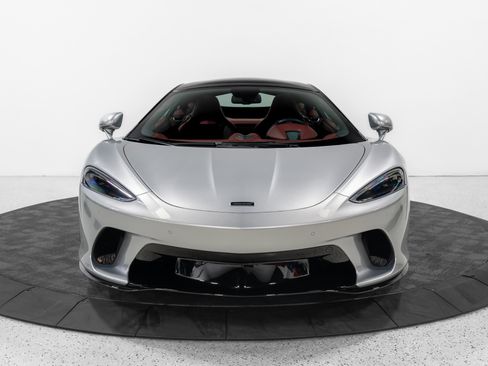 Used 2023 McLaren GT image 13