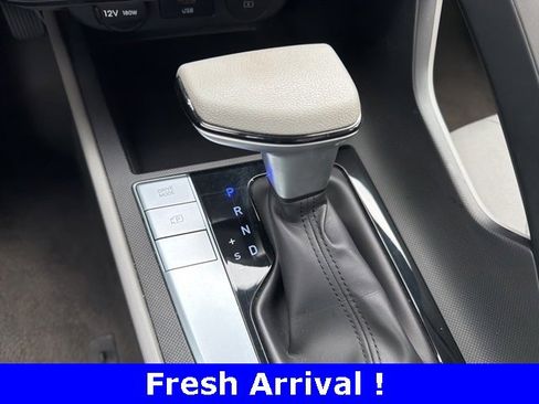 Used 2024 Hyundai Elantra SEL image 8
