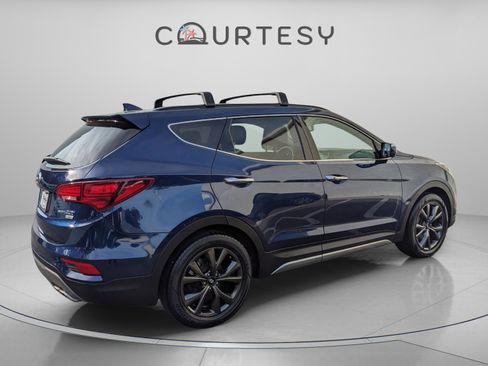 Used 2018 Hyundai Santa Fe Sport image 7