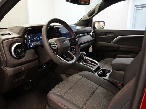 New 2025 Chevrolet Colorado Z71 image 10