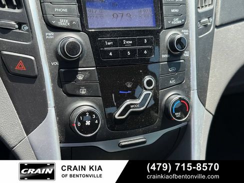 Used 2012 Hyundai Sonata SE FWD image 16