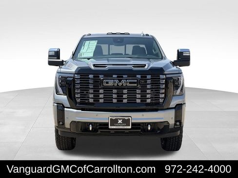 New 2026 GMC Sierra 2500 Denali Ultimate AWD/4WD image 7