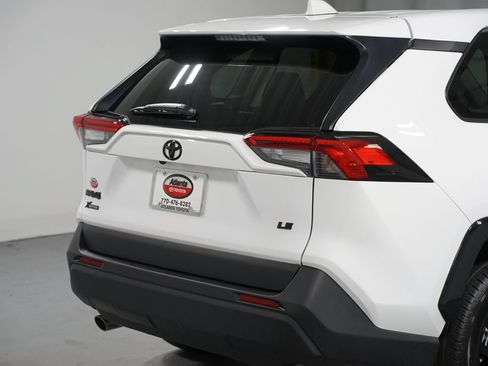 Certified 2025 Toyota RAV4 LE FWD image 9