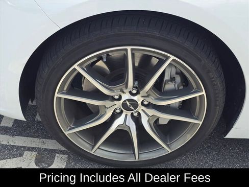 Used 2025 Genesis G70 2.5T RWD image 4
