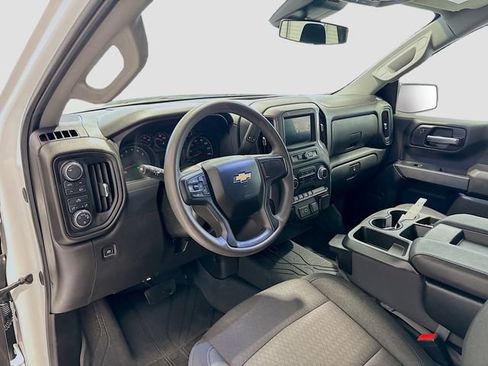 Certified 2024 Chevrolet Silverado 1500 Custom image 9
