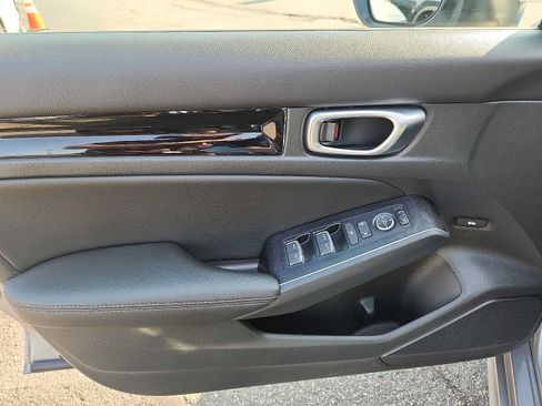 Certified 2023 Honda Civic Touring image 12