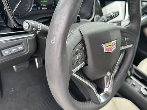 Certified 2025 Cadillac XT6 Sport w/ Technology Package AWD/4WD image 30