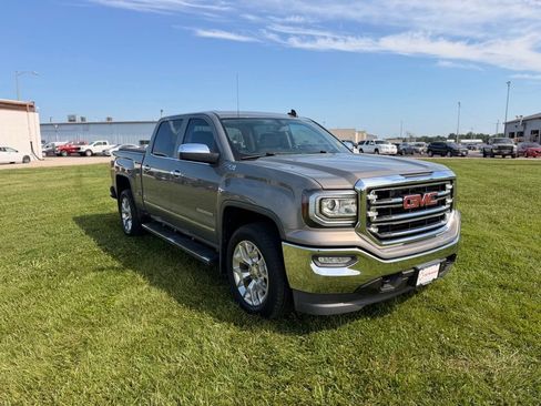 Used 2017 GMC Sierra 1500 SLT w/ SLT Premium Package AWD/4WD image 3