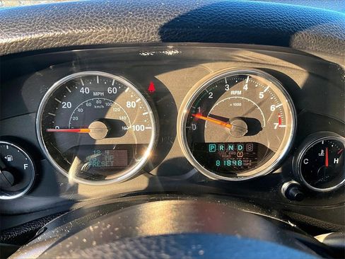 Used 2012 Jeep Wrangler Sahara w/ Dual Top Group image 18