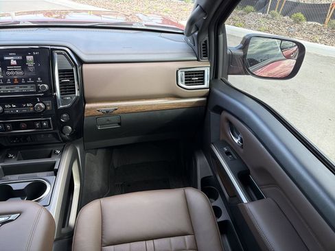 Used 2024 Nissan Titan Platinum Reserve w/ Moonroof Package AWD/4WD image 13