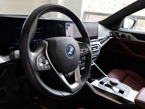 Used 2023 BMW i4 eDrive35 RWD image 16