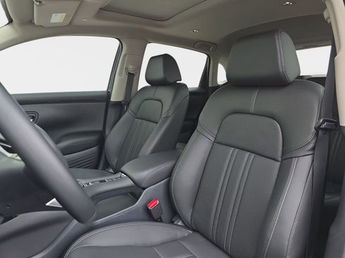 Certified 2026 Honda HR-V EX-L image 17