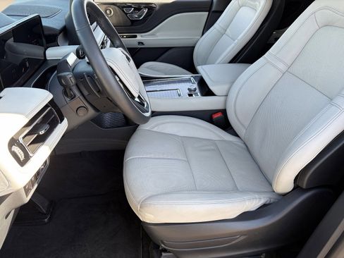 Used 2024 Buick Encore GX Preferred w/ Comfort Package FWD image 20