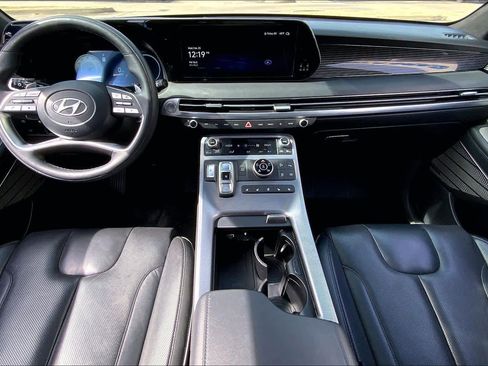 Used 2023 Hyundai Palisade Calligraphy image 16