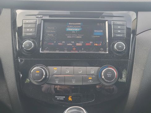 Used 2022 Nissan Rogue Sport S AWD/4WD image 25