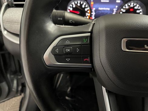 Used 2022 Jeep Compass Latitude AWD/4WD image 28