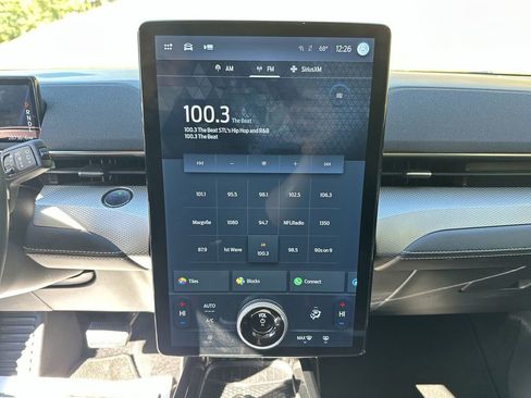 Used 2023 Ford Mustang Mach-E Select image 20