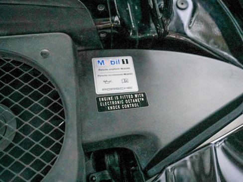 Used 2014 Porsche 911 Carrera image 19