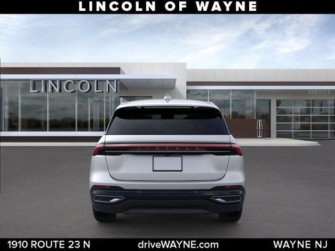 Certified 2026 Lincoln Nautilus Premier w/ Equipment Group 102A AWD/4WD image 7