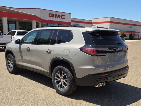 New 2026 GMC Acadia AT4 AWD/4WD image 3