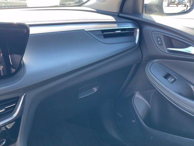 Used 2024 Buick Encore GX Avenir w/ Avenir Technology Package FWD image 24