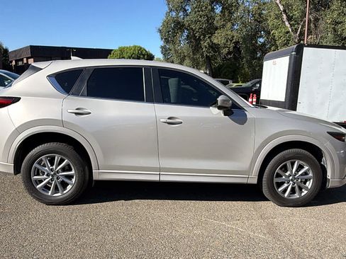 Used 2024 MAZDA CX-5 AWD 2.5 S w/ Preferred Package image 4
