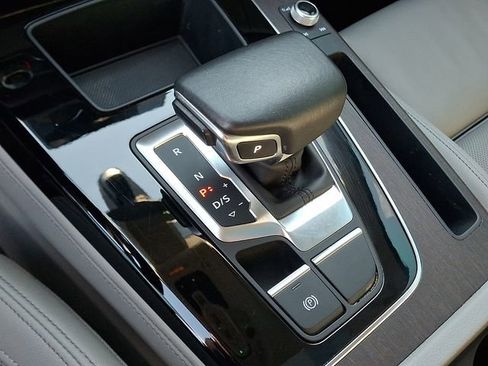 Certified 2023 Audi Q5 2.0T Premium Plus w/ Premium Plus Package image 15