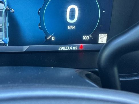 Used 2023 Ford F250 Lariat w/ Lariat Ultimate Package AWD/4WD image 28
