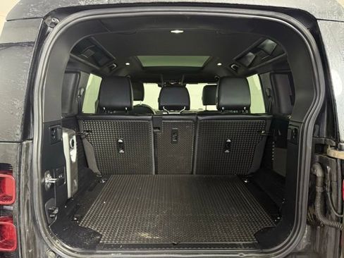 Certified 2024 Land Rover Defender 110 SE image 19