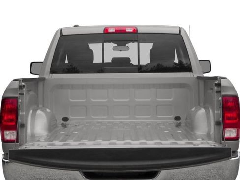 Used 2017 RAM 1500 Classic SLT RWD image 13