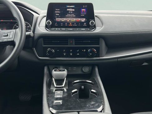 Certified 2025 Nissan Rogue S FWD image 22