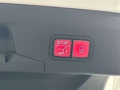 Used 2021 Mercedes-Benz GLC 300 4MATIC Coupe image 19