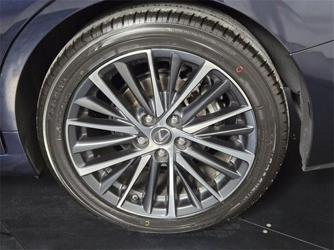 Used 2022 Lexus ES 350 w/ Premium Package image 11