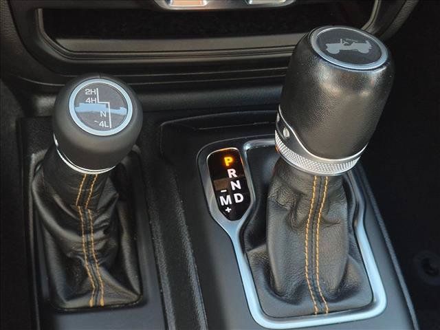 Used 2021 Jeep Wrangler Unlimited Sahara AWD/4WD image 11